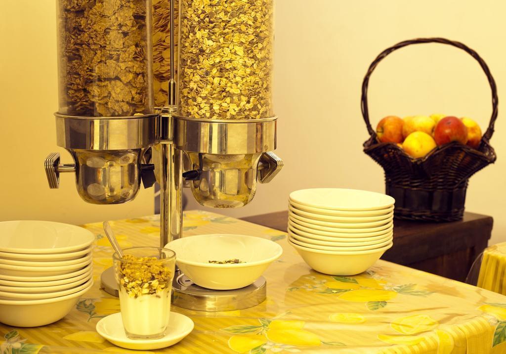 Albergo Del Golfo 3* қонақ үйі