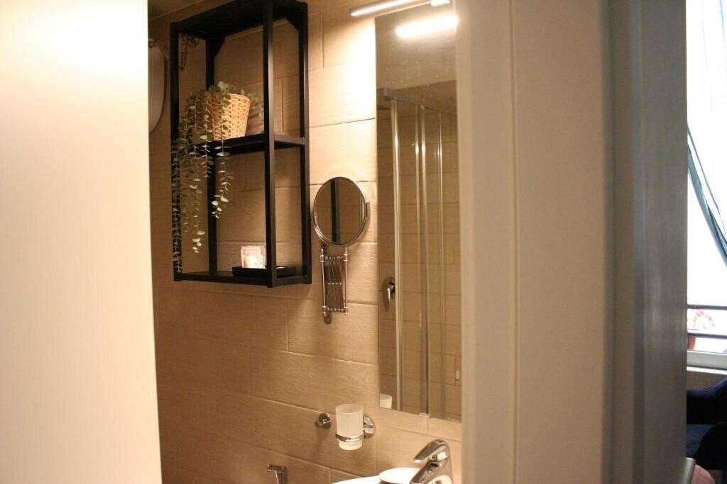 Фото H22 Hotel 3*