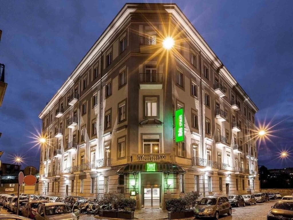 Отель Mercure Napoli Garibaldi 3*