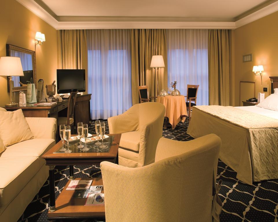 Фотография Ramada Naples 4*