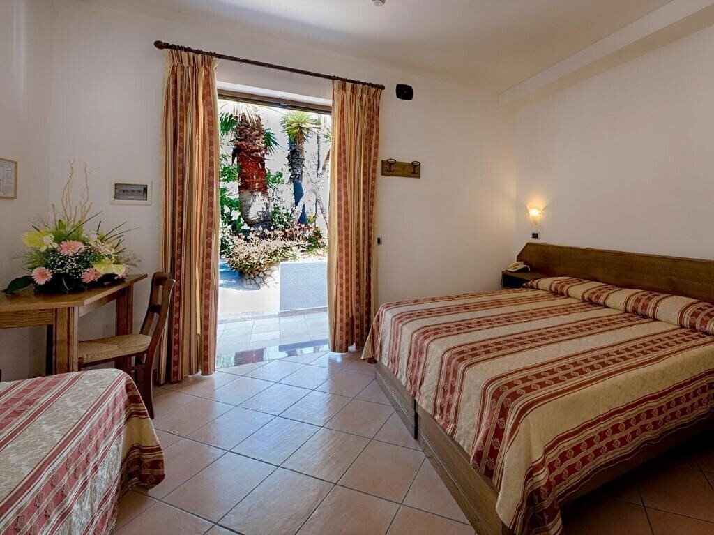 Villa Miralisa 3* суреті