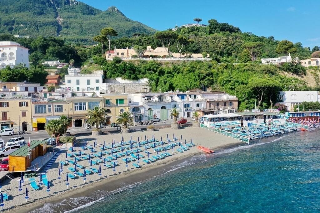 Отель Hotel Terme & Beach Cristallo Palace (ex. Cristallo Palace Terme) 4*