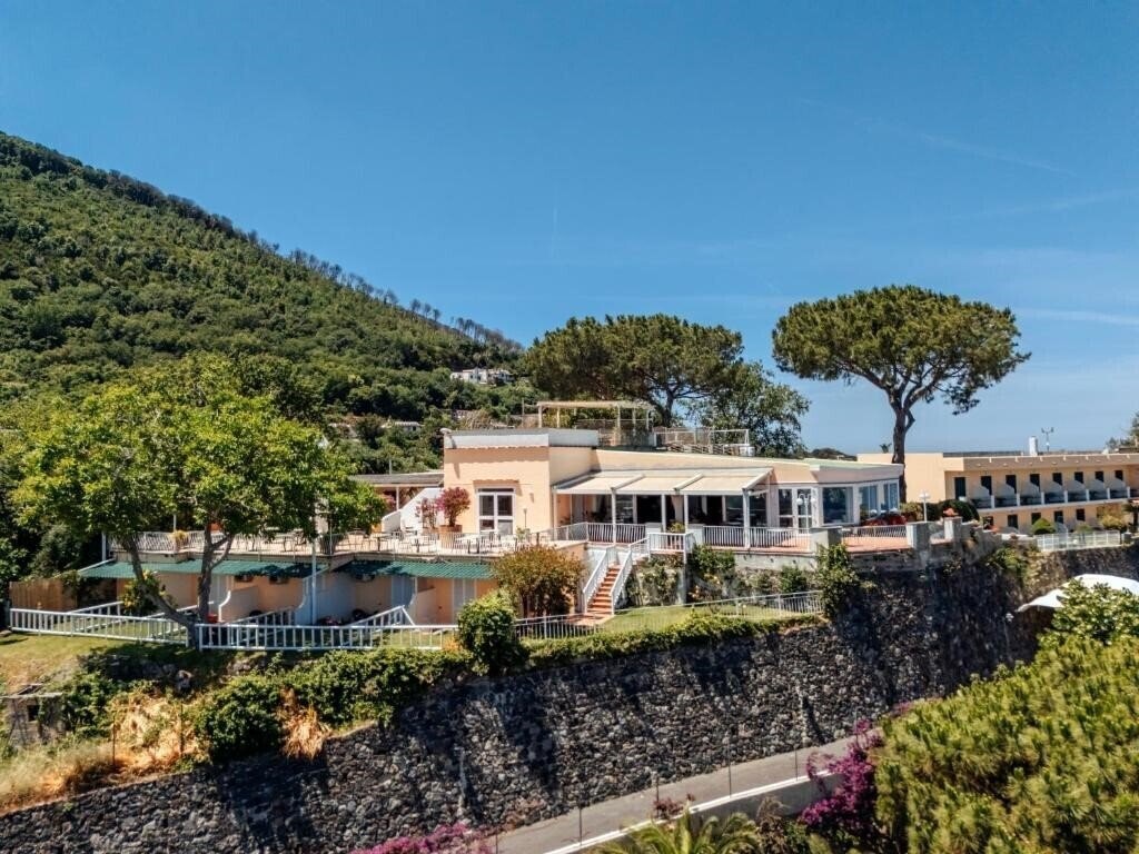 Villa Ireos 3* суреті