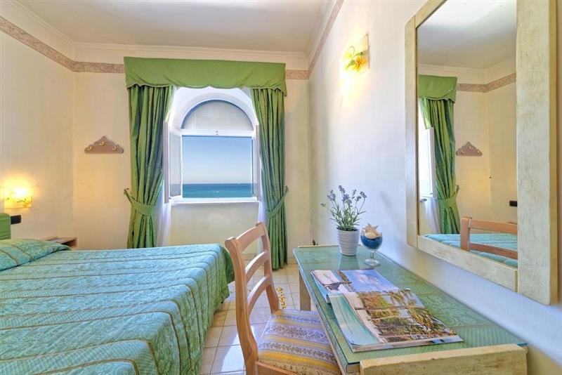 Изображение Punta Imperatore 4*