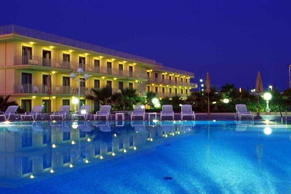 Dioscuri Bay Palace Hotel 4* қонақ үйі