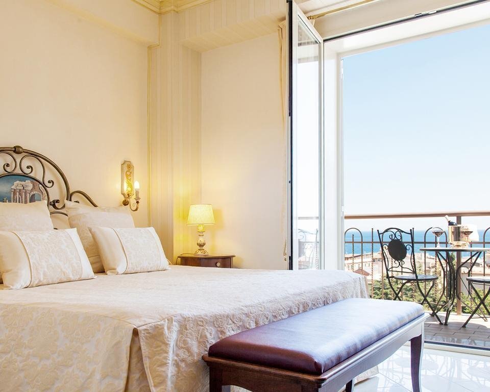 Diamond Naxos Taormina 5* қонақ үйі