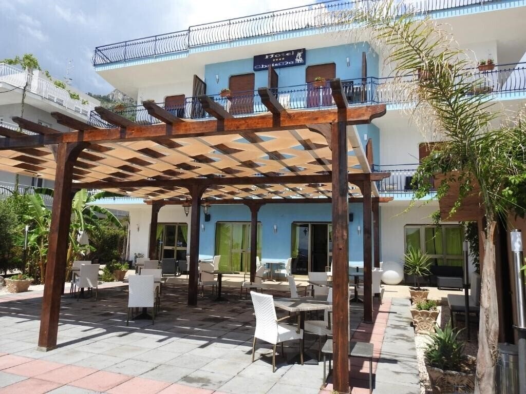 Chrismare Hotel 4* суреті