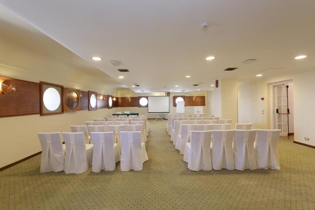 Hotel Excelsior Palace 4* фотосуреті