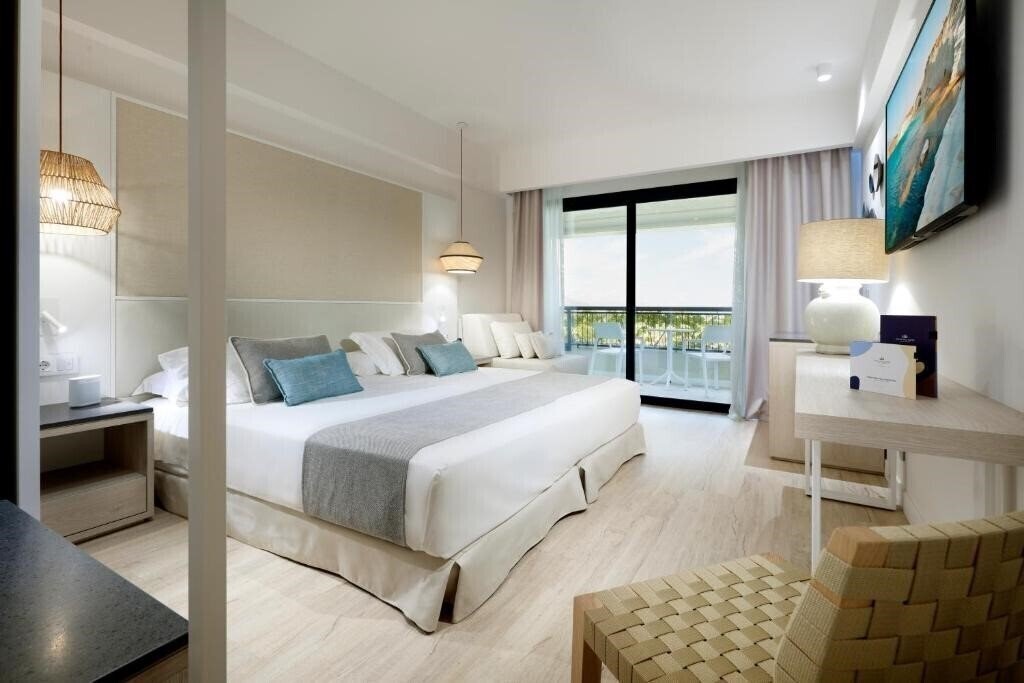 Grand Palladium Sicilia Resort & Spa 5* фотосуреті