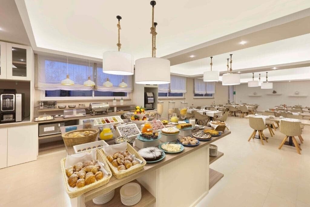 Картинка Rivage 4*