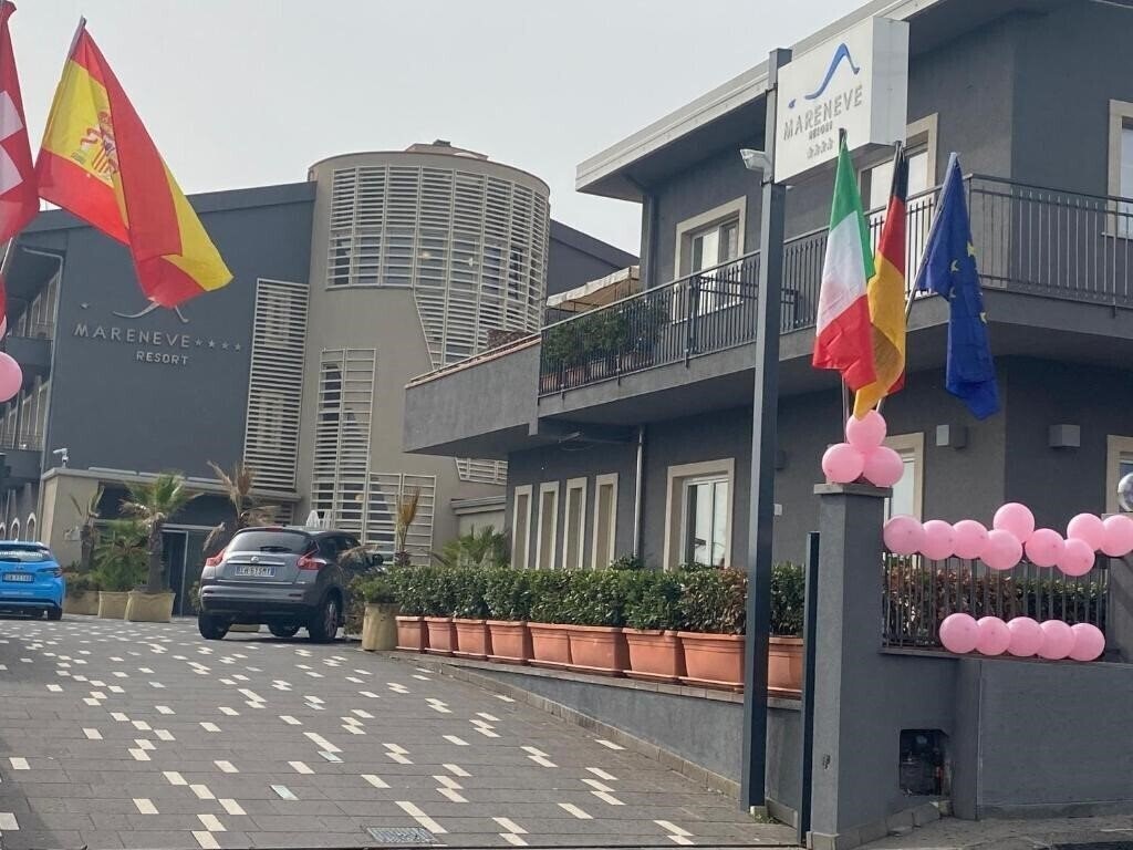 Фотография Mare Neve Resort 4*