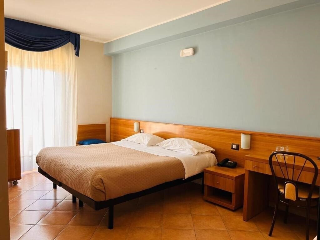 Lachea 3* суреті