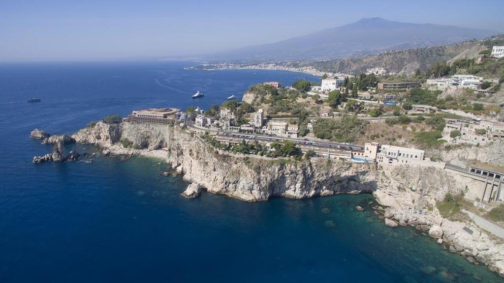 Baia Di Naxos Aparthotel 3* суреті