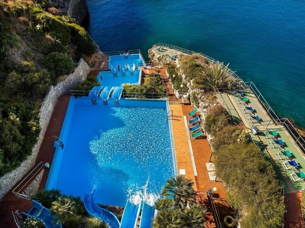 Citta Del Mare Hotel 4* қонақ үйі