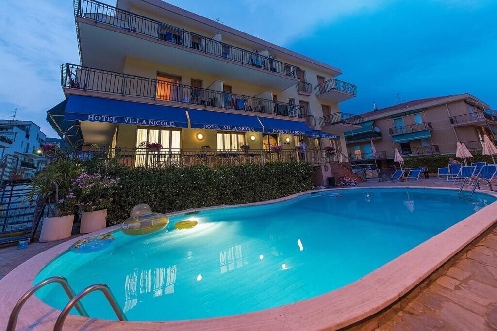 Villa Nicole вилла қонақ үйі