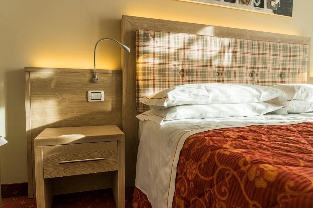 Изображение Alpina hotel 3*