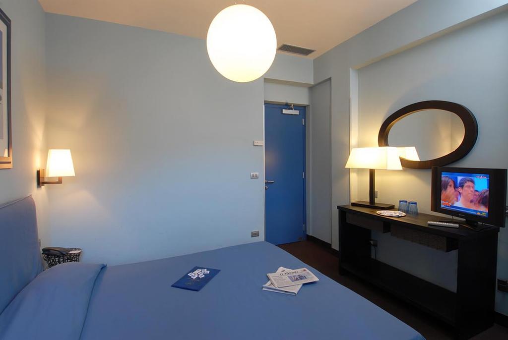 Фотография Terminal 3*