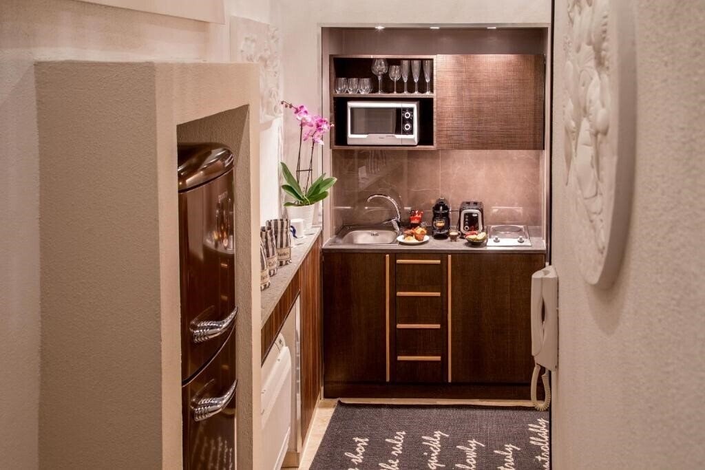 Картинка The Inn At The Roman Forum 5*