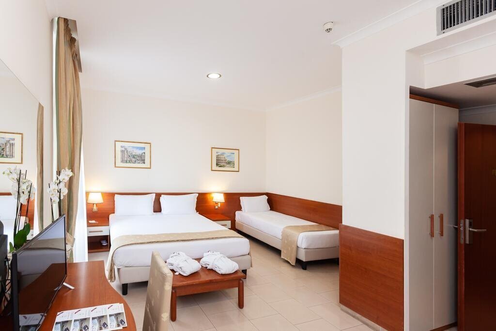 Portamaggiore 3* суреті