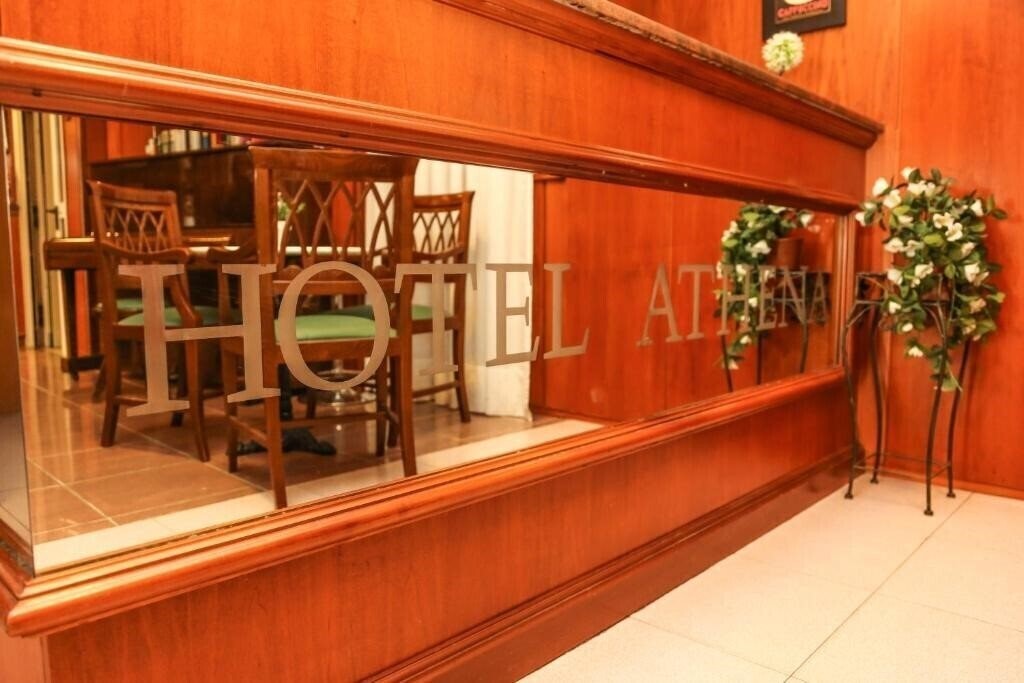 Athena 3* қонақ үйі