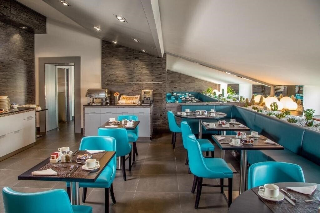 Gioberti Art 4* суреті