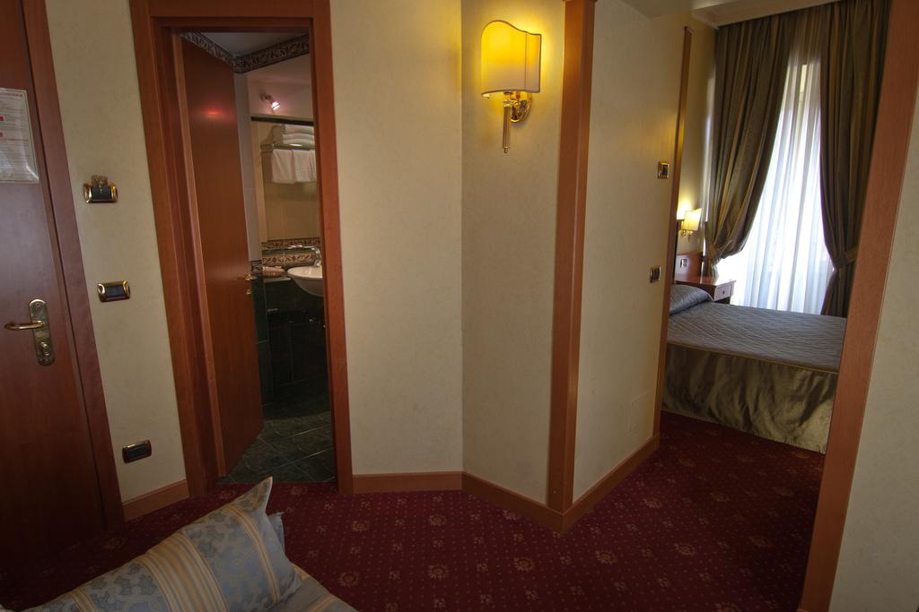 Miami 3* суреті