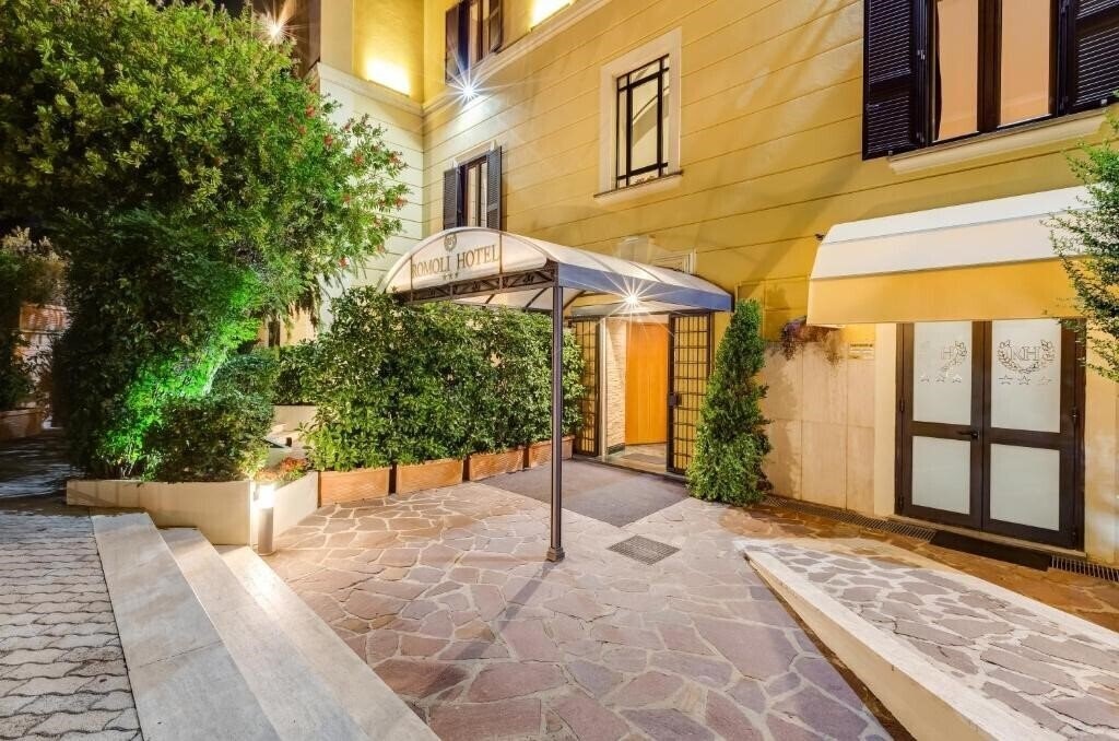 Фото Romoli 3*