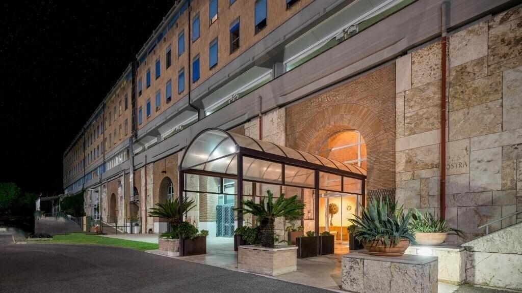 Отель Villa Eur 3*