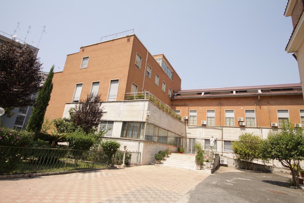 Отель Casa Per Ferie Margherita Diomira 2*