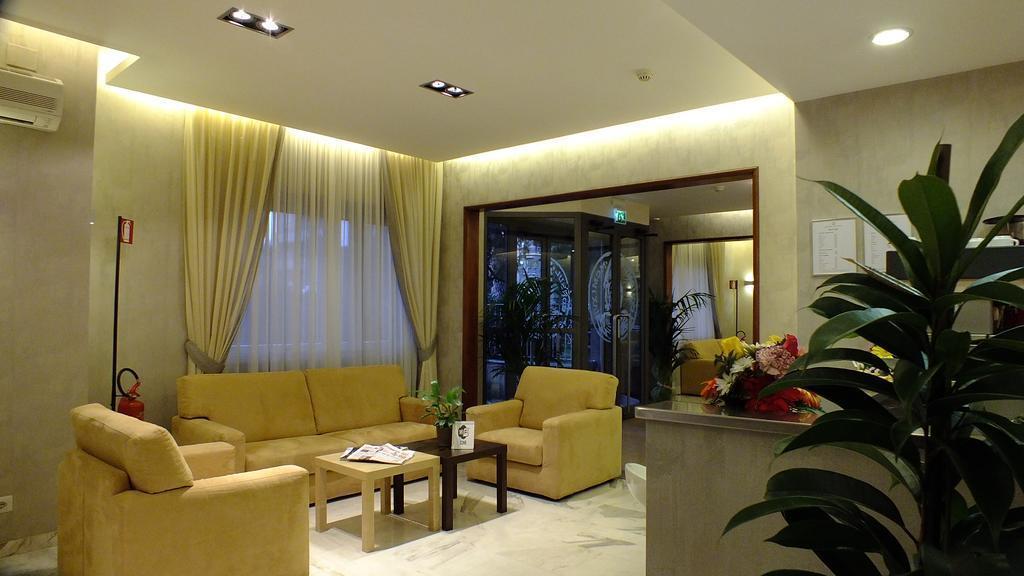 Consul 3* суреті