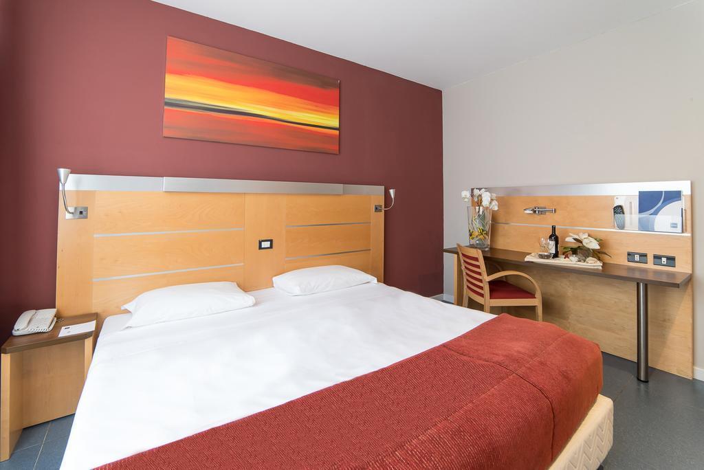 Idea Hotel Roma Nomentana 3* суреті