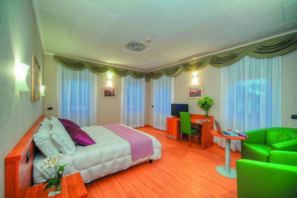 Фотография Green Park Hotel Pamphili 4*