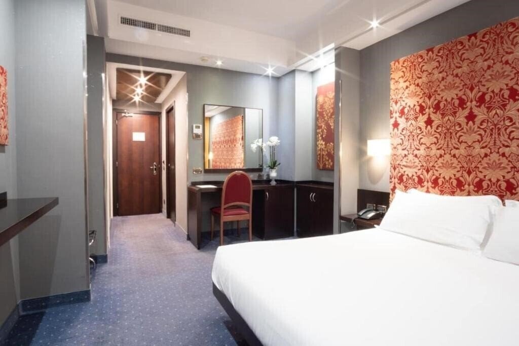 Фото Degli Imperatori 4*