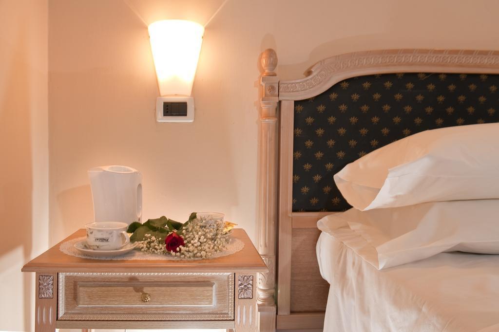 Фото Hotel Club House Roma 4*