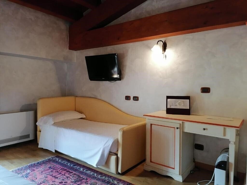 Relais Castrum Boccea 4* суреті