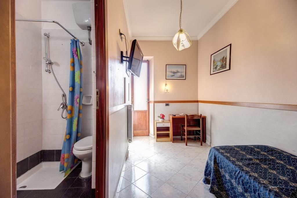 Фотография Soggiorno Blu - Rubino - Planet Hotel 2*