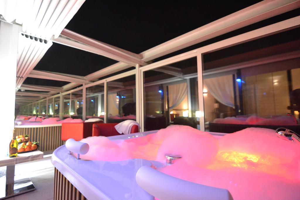 Картинка Re Testa 3*