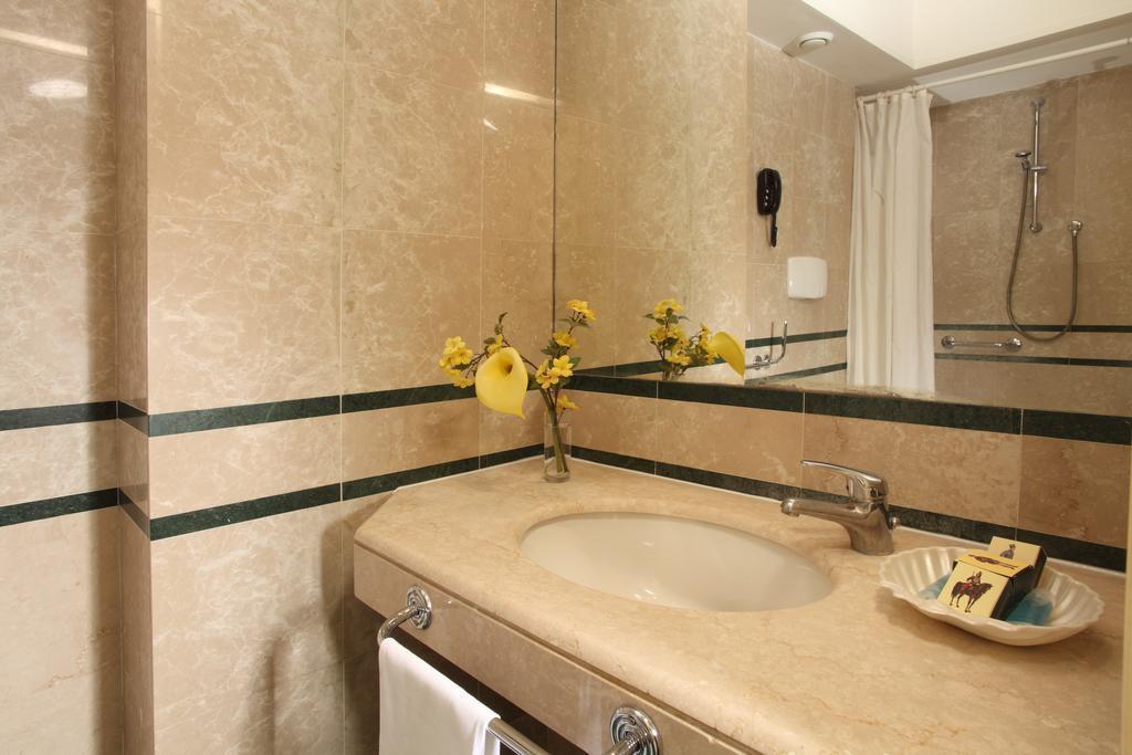 Delle Vittorie 3* суреті