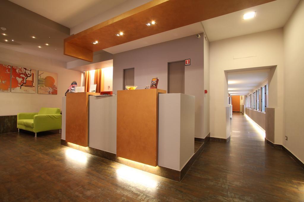 Отель Clarin 2*