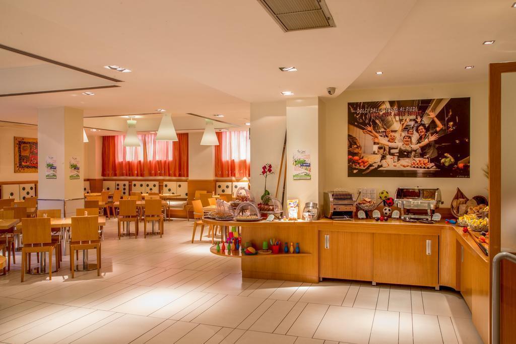 Best Western Hotel Globus 3* суреті