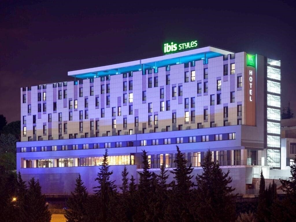 Ibis Styles Roma Eur - Ex Mm 4* қонақ үйі