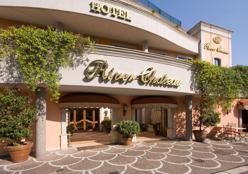 River Chateau 4* қонақ үйі