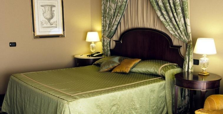 River Chateau 4* суреті
