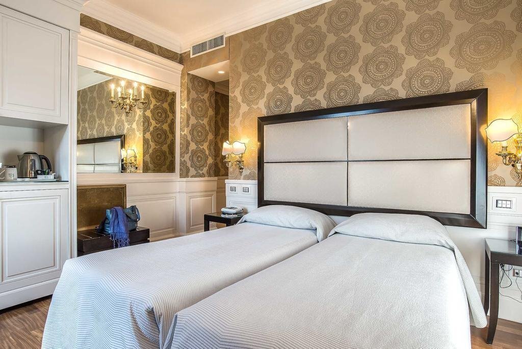 Albergo Del Senato 3* фотосуреті