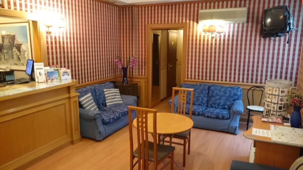 Urbis Hotel 2* қонақ үйі