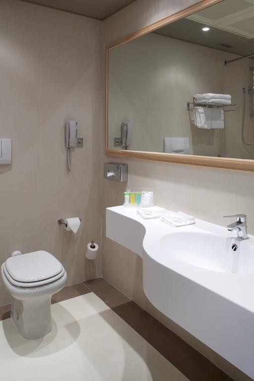 Holiday Inn Rome Eur Parco dei Medici 4* фотосуреті