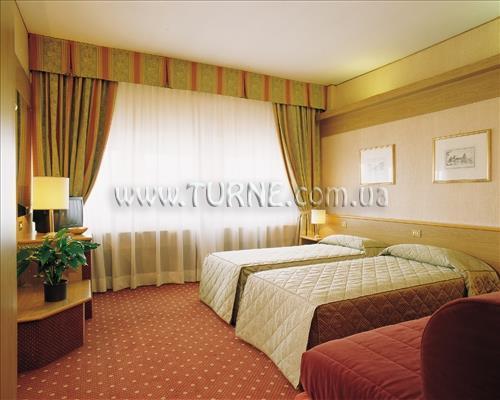 Palatino 4* суреті