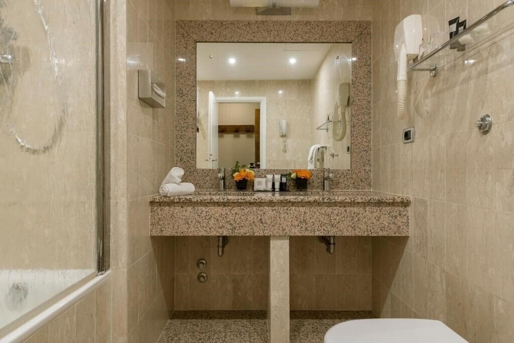 Bettoja Mediterraneo 4* фотосуреті