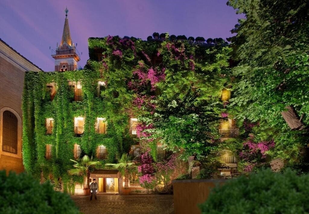 Bio Hotel Raphael - Relais & Chateaux 5* қонақ үйі