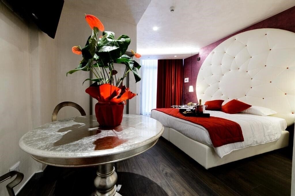 Hotel Vespasiano 4* қонақ үйі